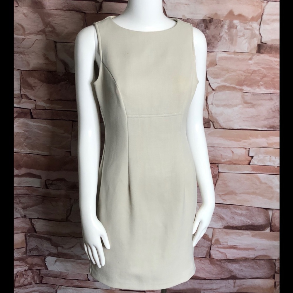 City Triangles woman Dress size 7